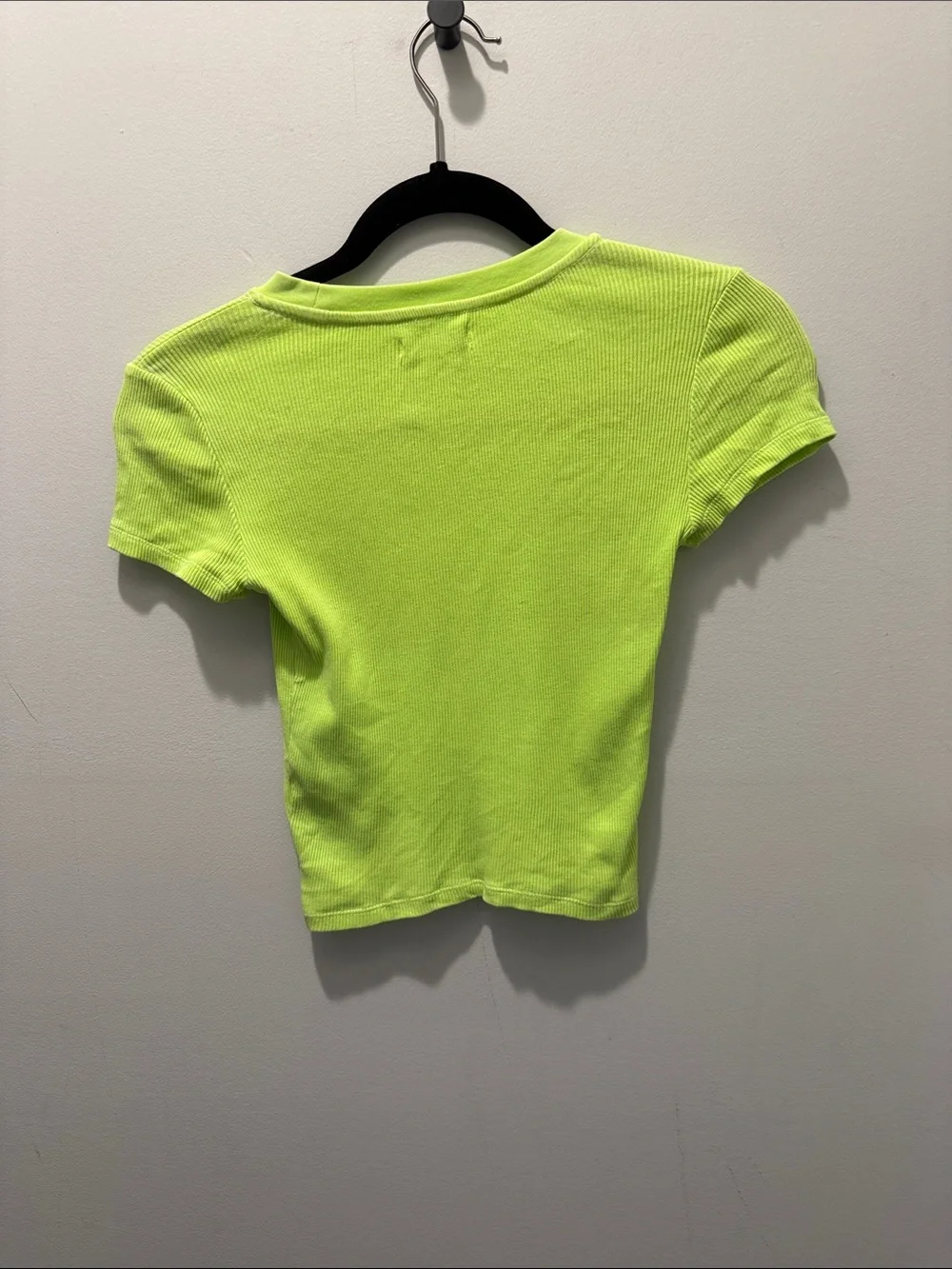Tna Ribbed T-Shirt in Neon Chartreuse size small - Picture 5 of 8